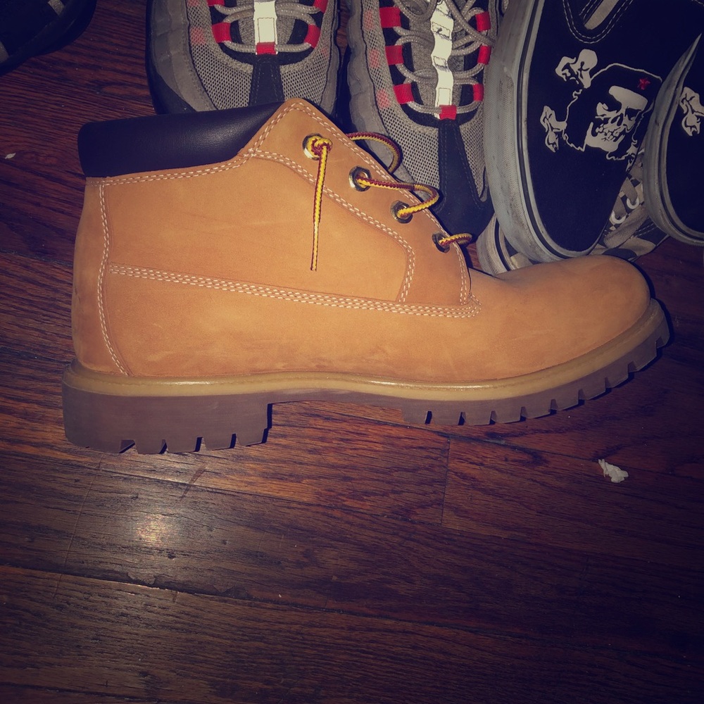 Timberlands low cut
